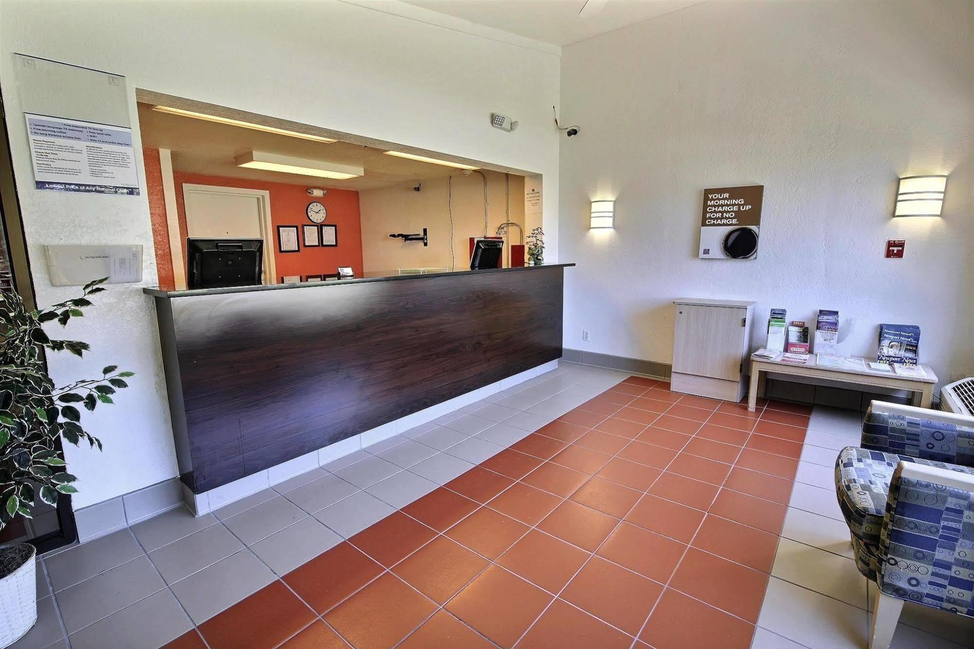 Motel 6-Newport News, Va Zewnętrze zdjęcie