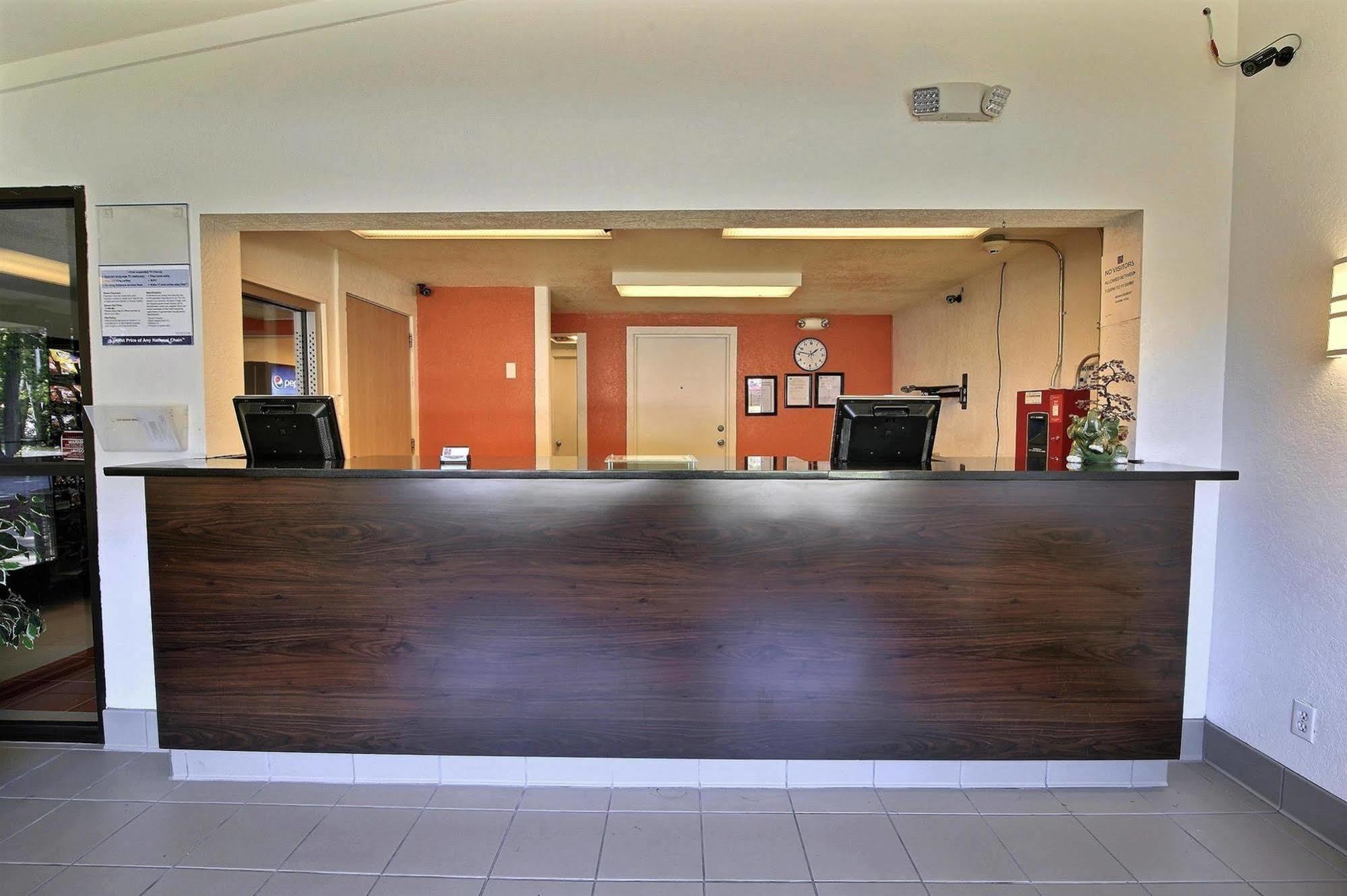 Motel 6-Newport News, Va Zewnętrze zdjęcie