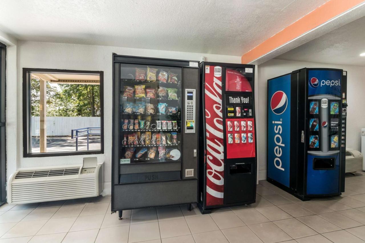 Motel 6-Newport News, Va Zewnętrze zdjęcie